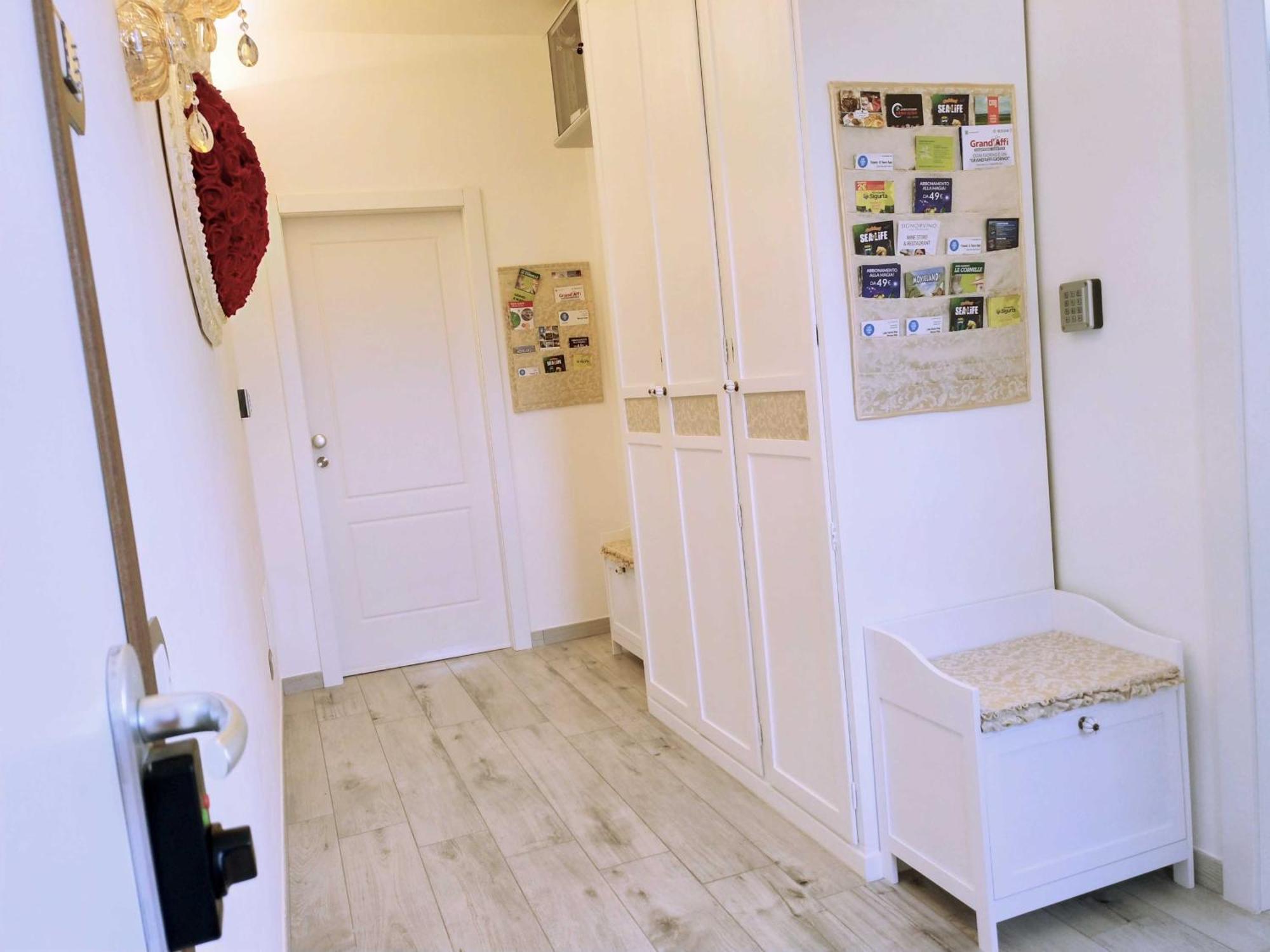Alloggio Turistico Giulietta E Romeo - Intero Appartamento - Villafranca Di Verona, Zimmer, Holiday Rooms Extérieur photo
